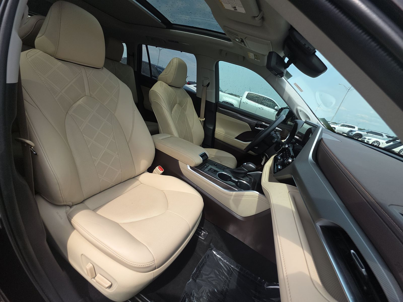 2021 Toyota Highlander Hybrid Platinum FWD