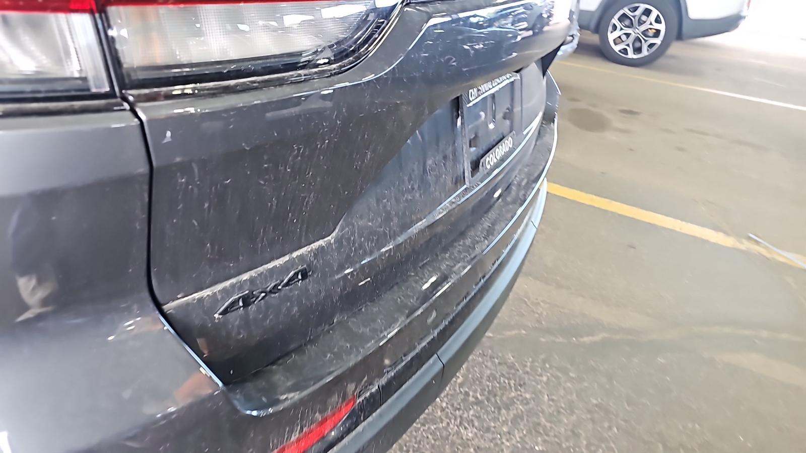 2022 Jeep Grand Cherokee Altitude AWD