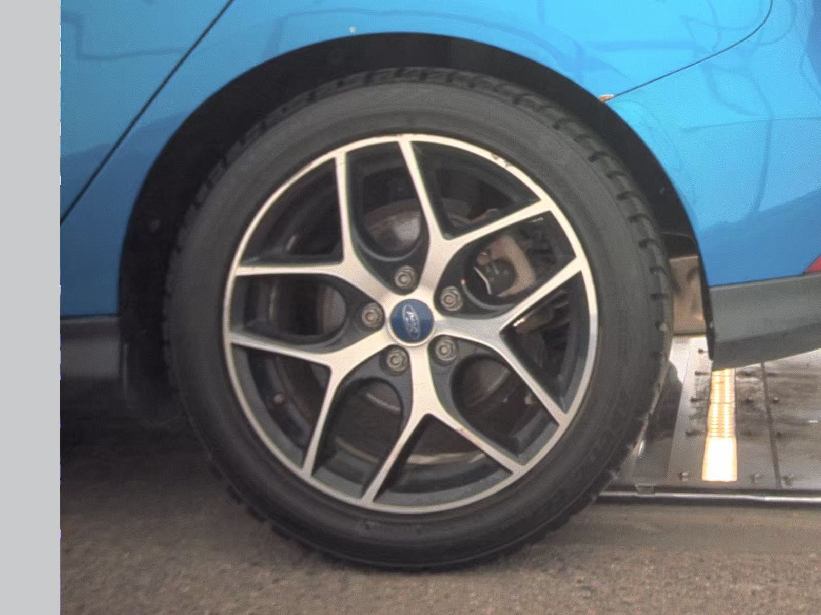 2017 Ford Focus SEL FWD
