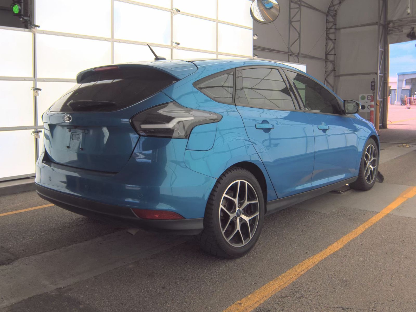 2017 Ford Focus SEL FWD