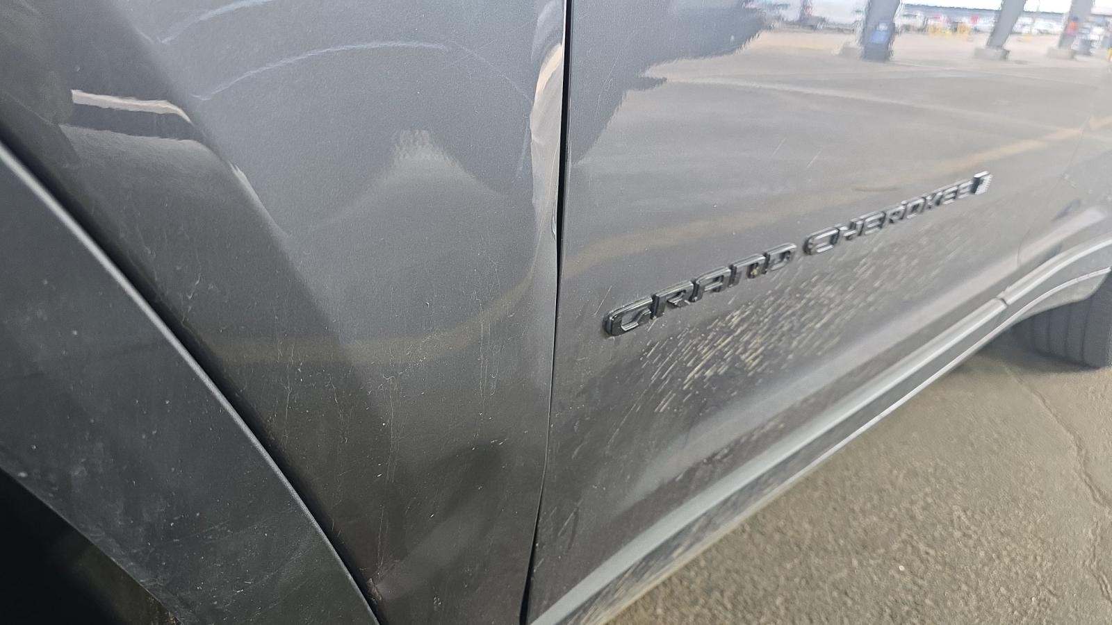 2022 Jeep Grand Cherokee Altitude AWD