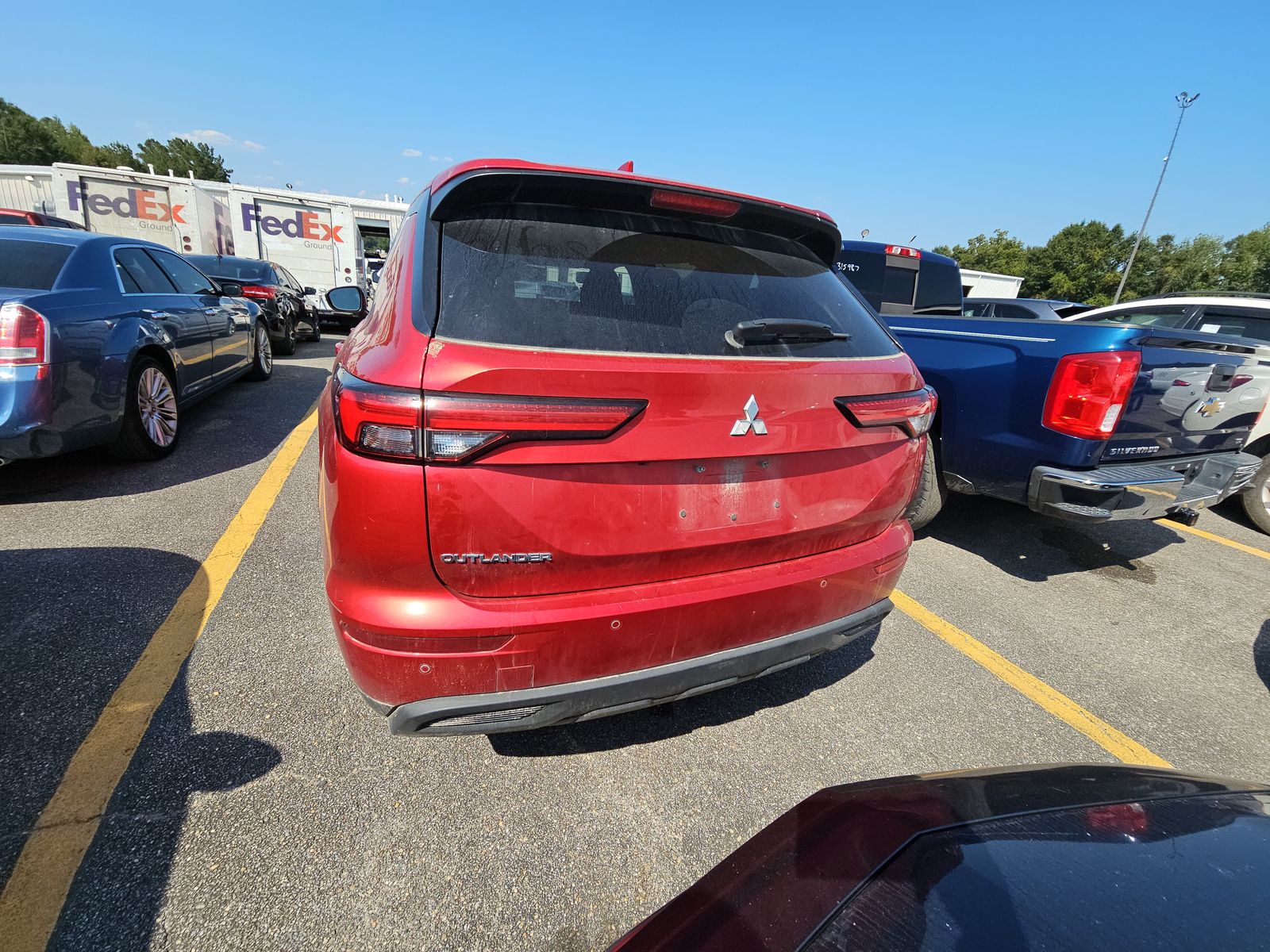 2022 Mitsubishi Outlander ES FWD