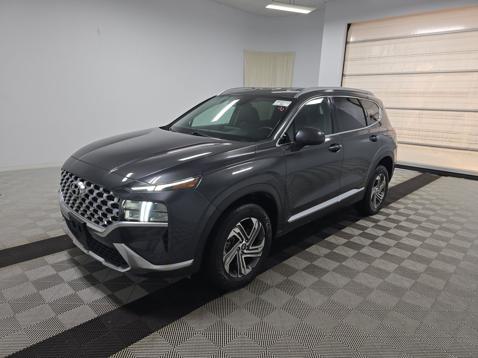 2022 Hyundai Santa Fe SEL's photo