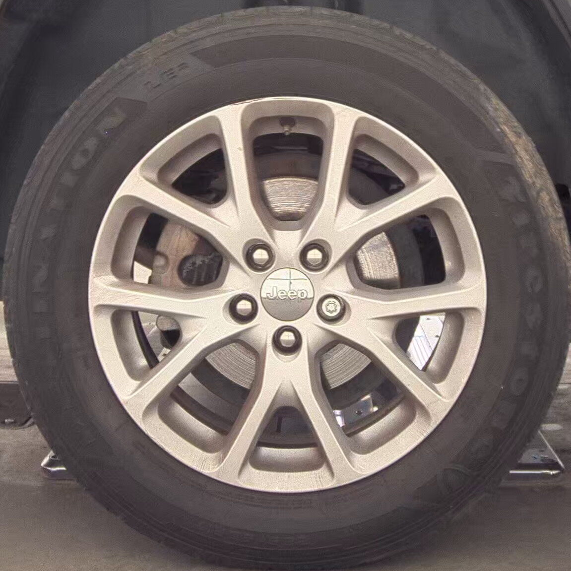 2017 Jeep Cherokee Sport FWD