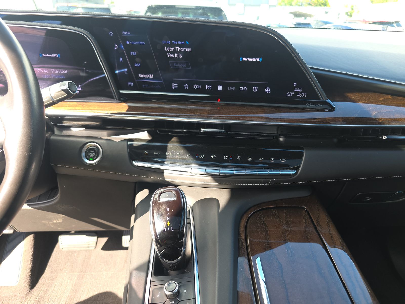 2022 Cadillac Escalade Sport Platinum AWD