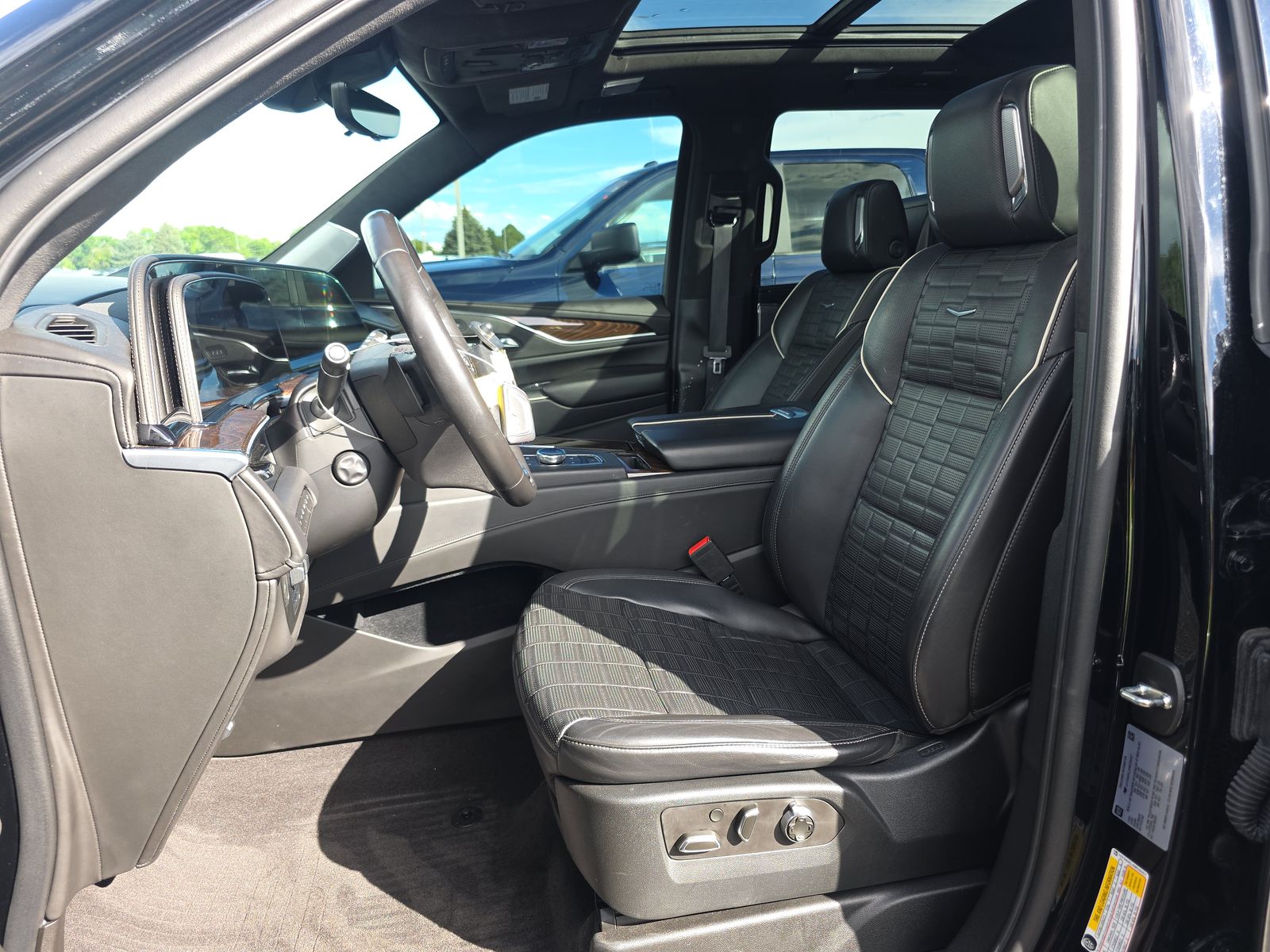 2022 Cadillac Escalade Sport Platinum AWD