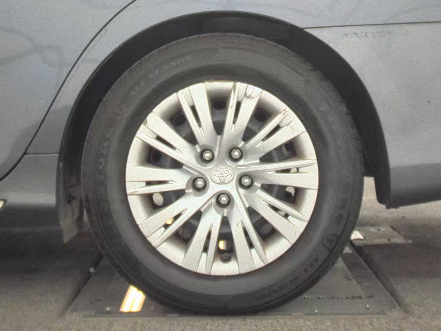 2012 Toyota Camry LE FWD