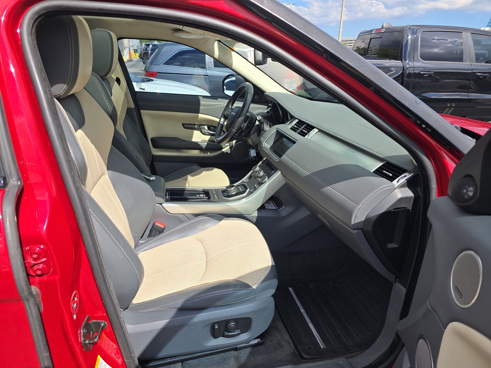 2017 Land Rover Range Rover Evoque SE AWD