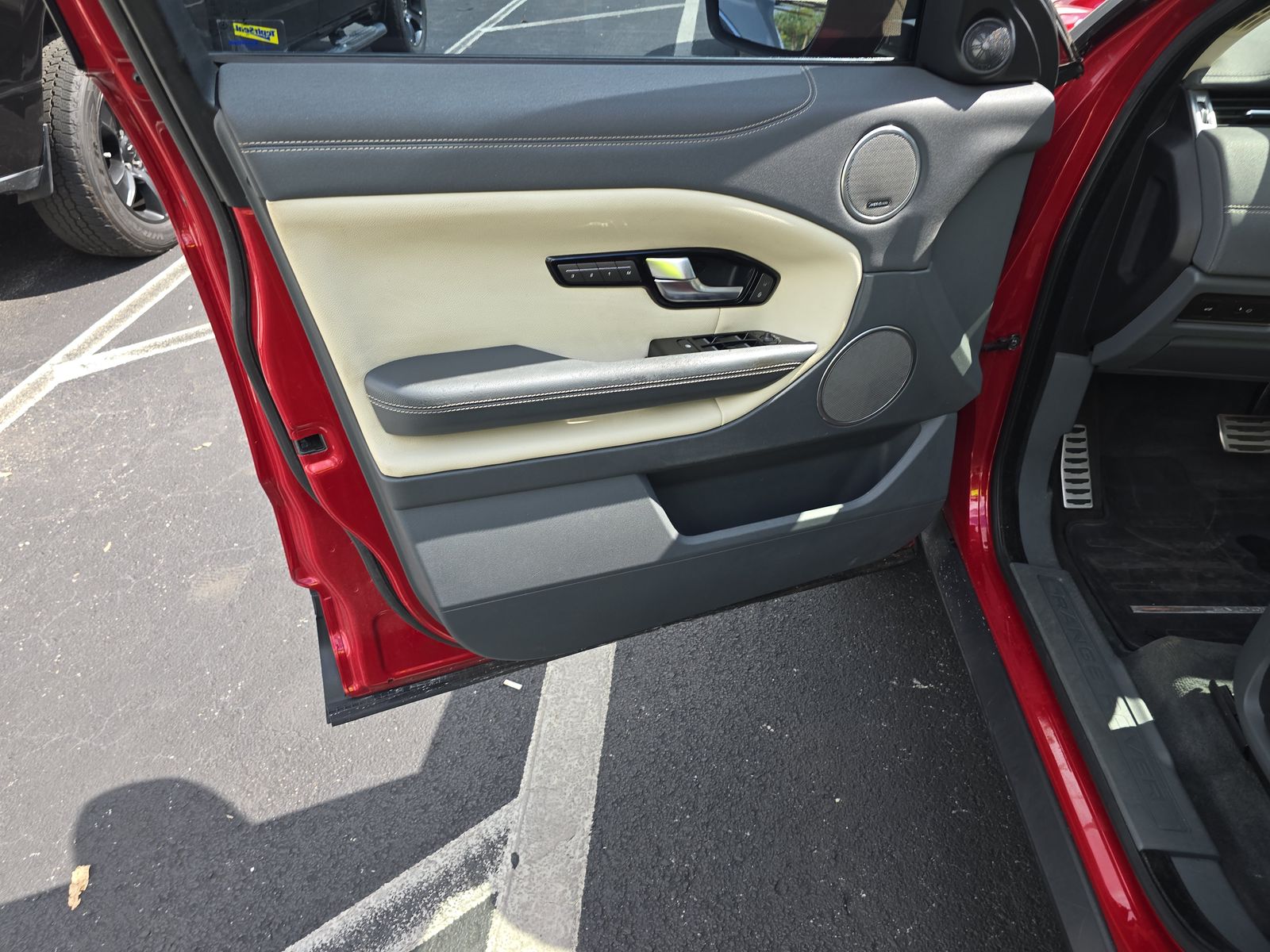 2017 Land Rover Range Rover Evoque SE AWD