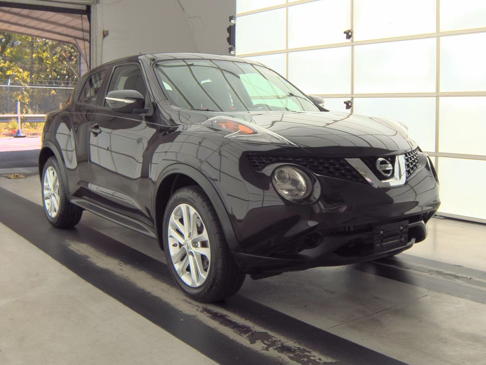2016 Nissan JUKE S FWD