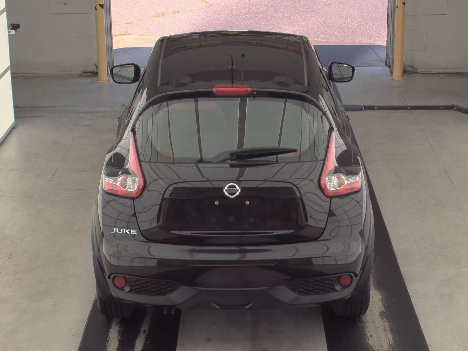 2016 Nissan JUKE S FWD