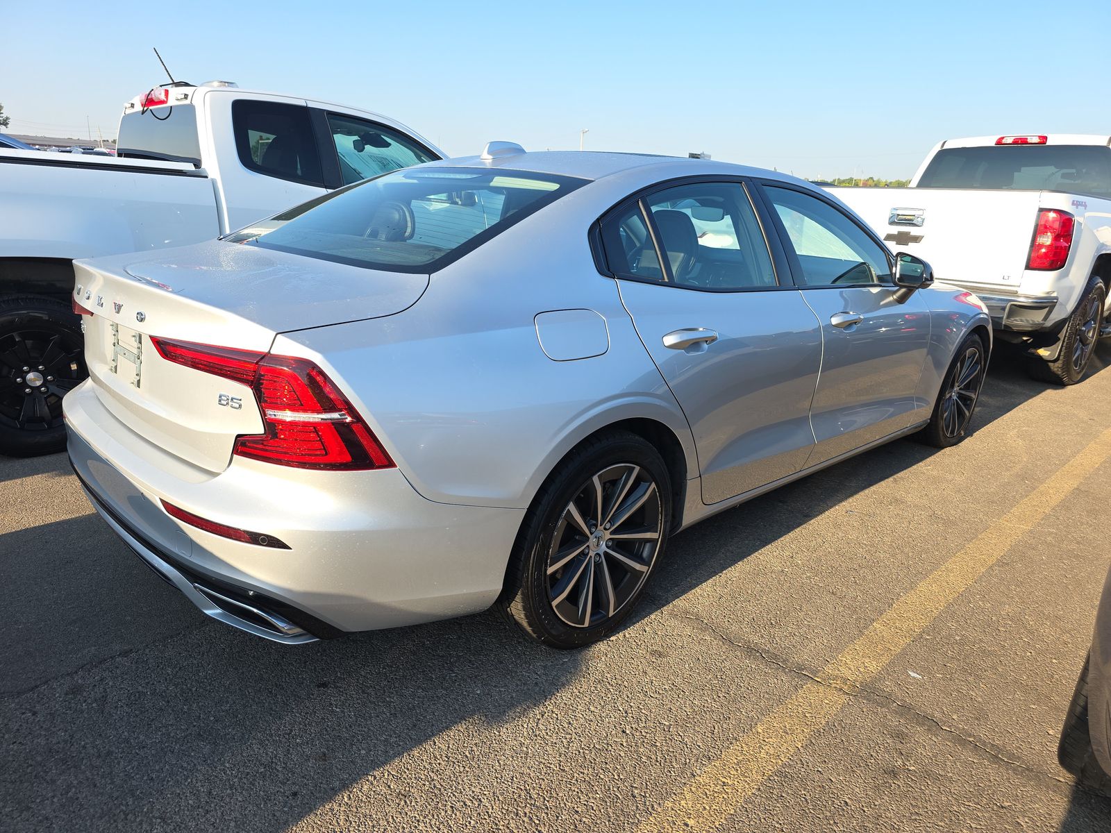2022 Volvo S60 B5 Inscription FWD