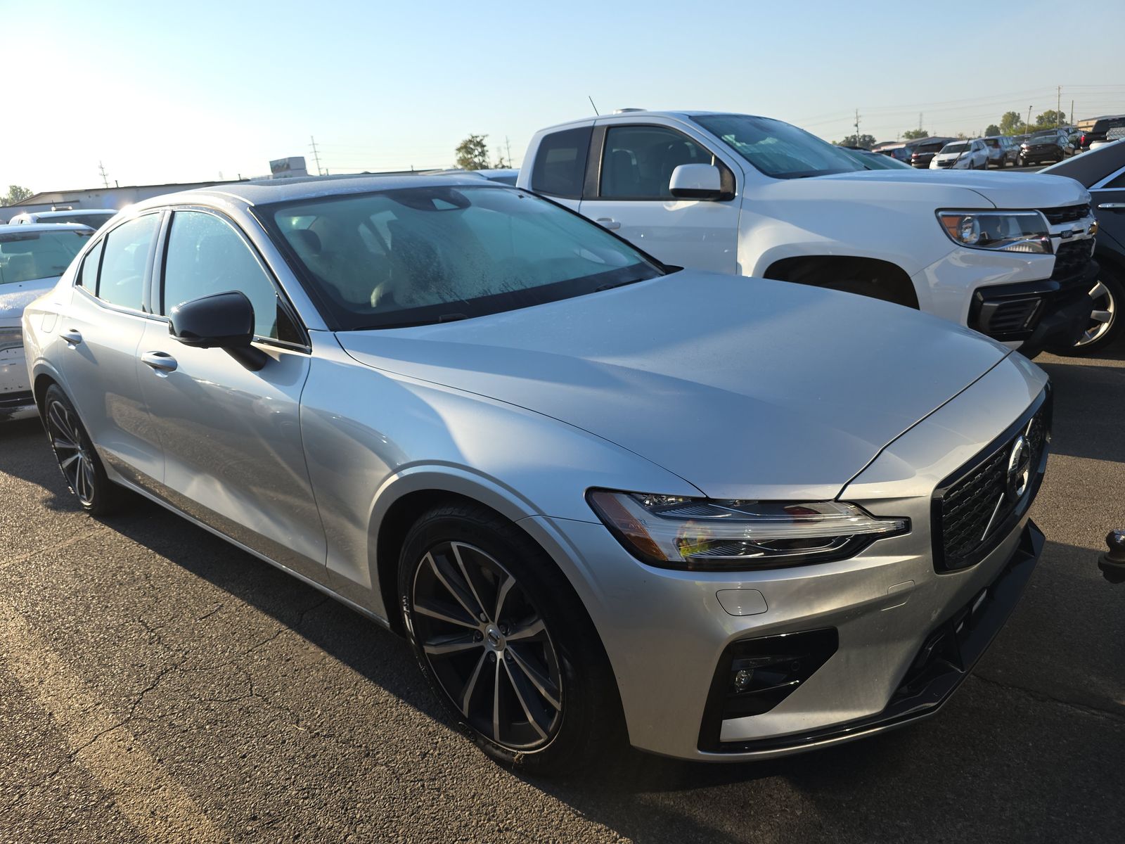 2022 Volvo S60 B5 Inscription FWD