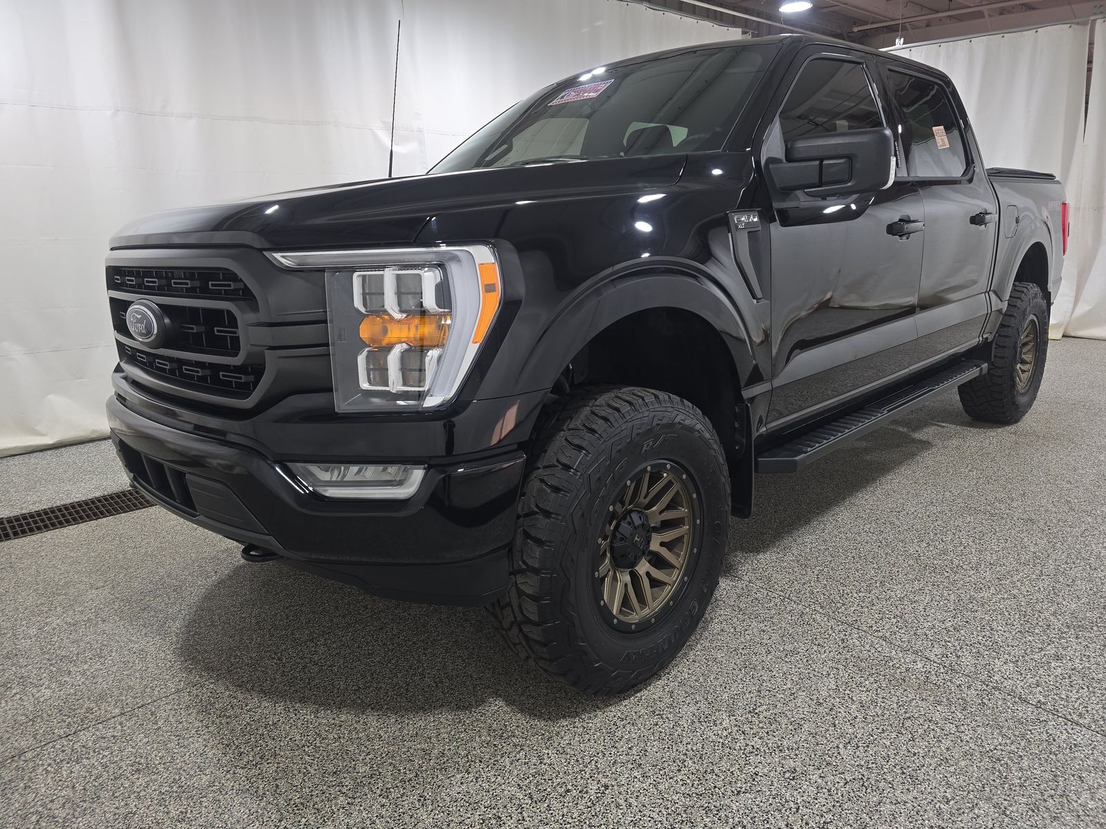 2022 Ford F-150 XLT AWD