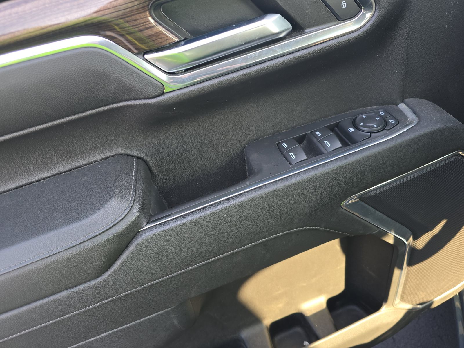 2024 Chevrolet Silverado 1500 LT AWD