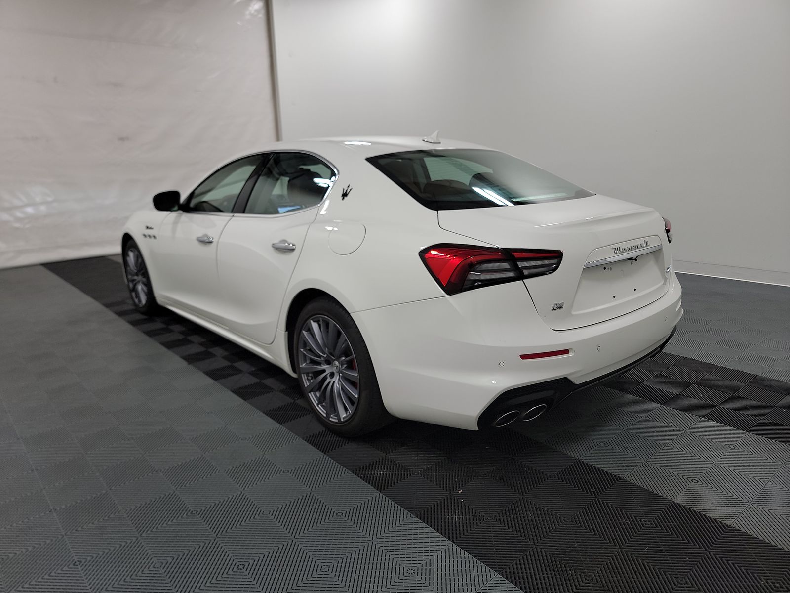 2022 Maserati Ghibli Modena Q4 AWD