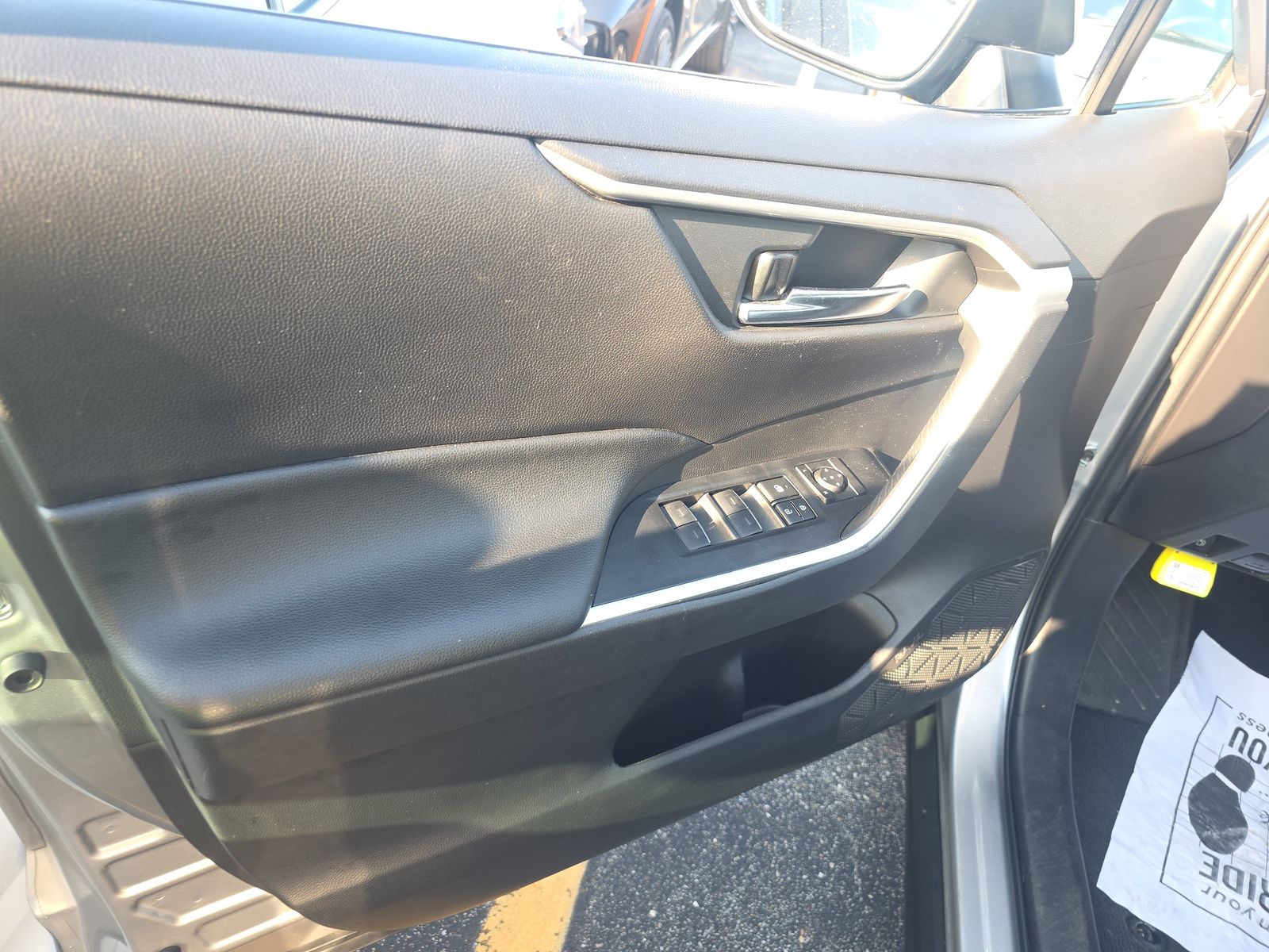 2022 Toyota RAV4 Hybrid XLE AWD