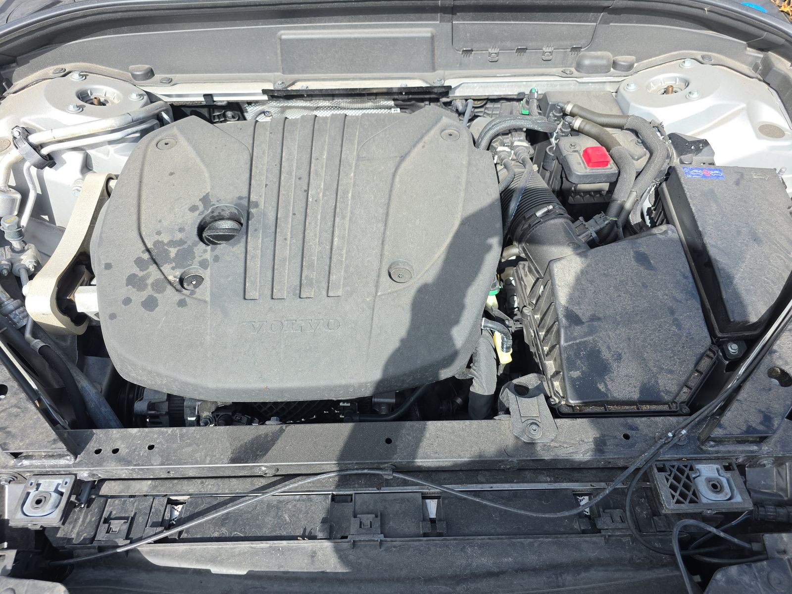 2022 Volvo XC60 B5 Momentum FWD