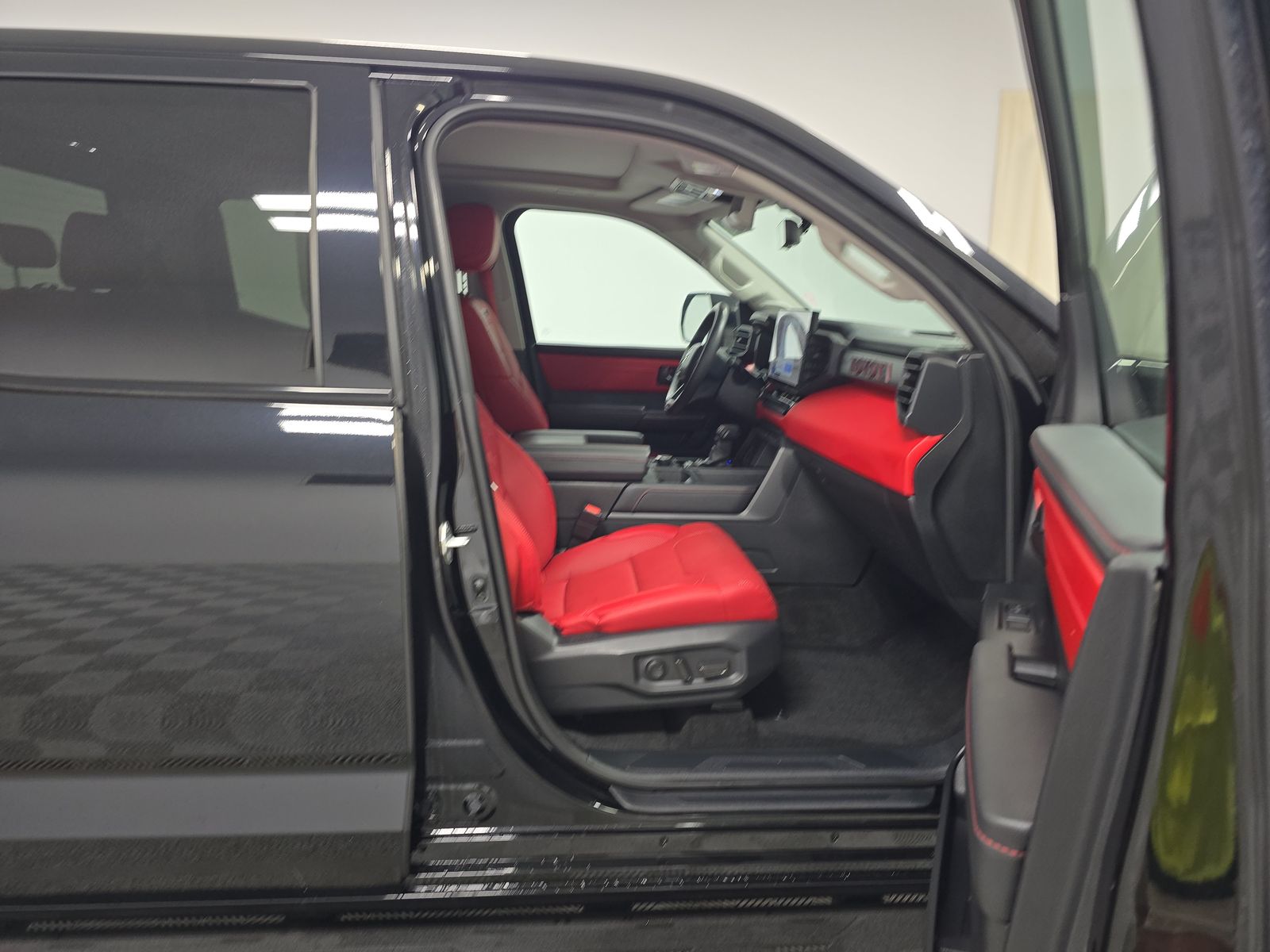 2023 Toyota Tundra Hybrid TRD Pro AWD