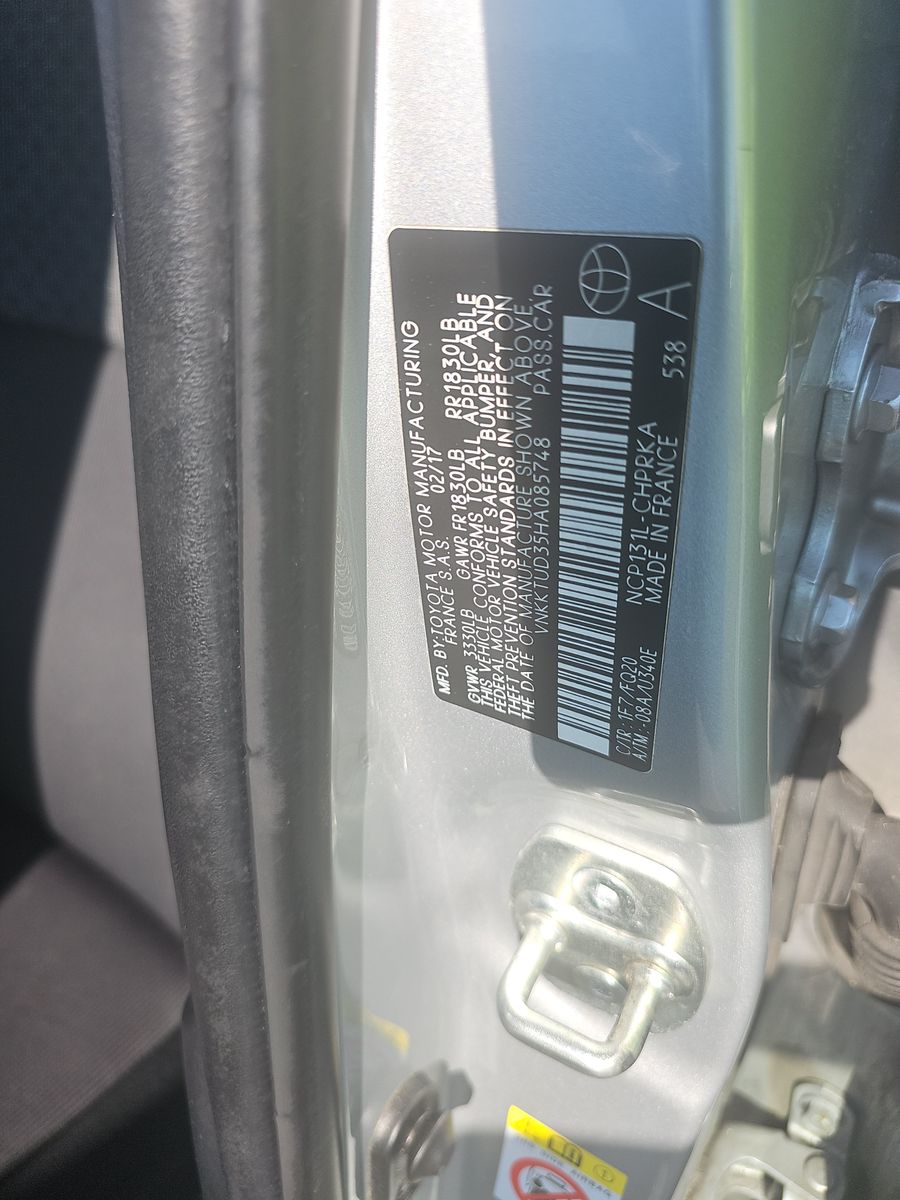 2017 Toyota Yaris L FWD