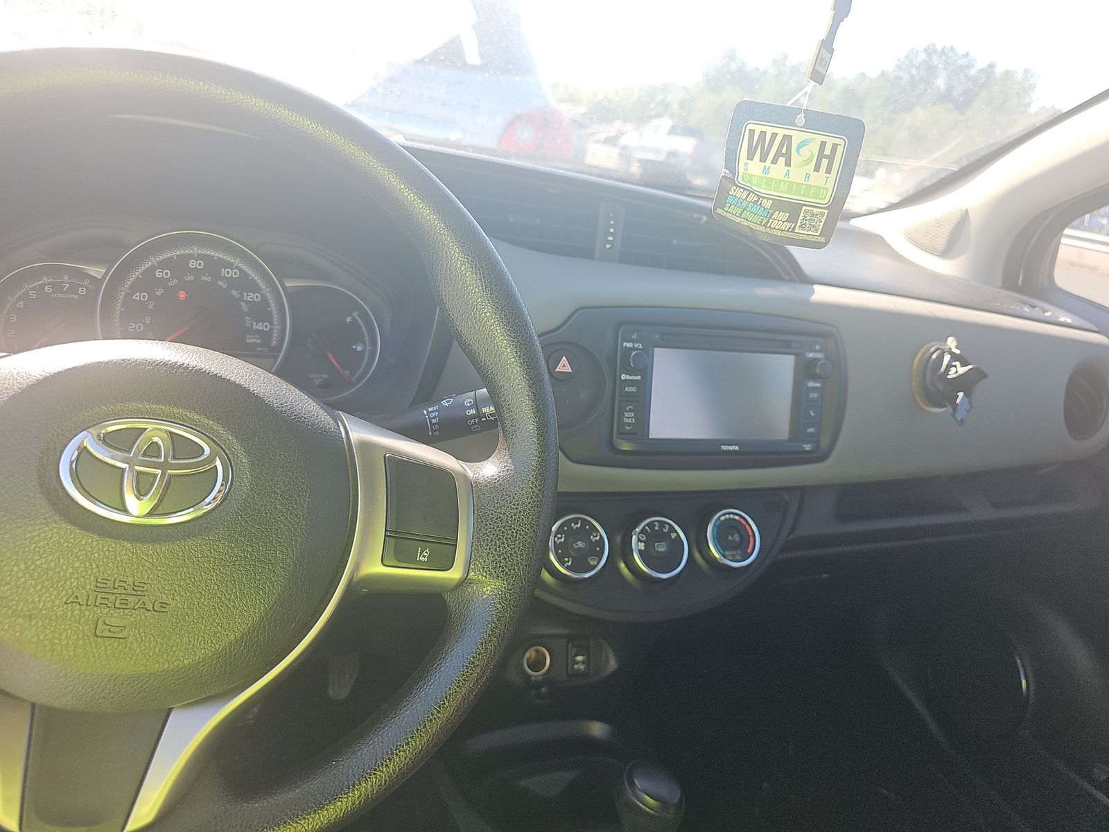 2017 Toyota Yaris L FWD