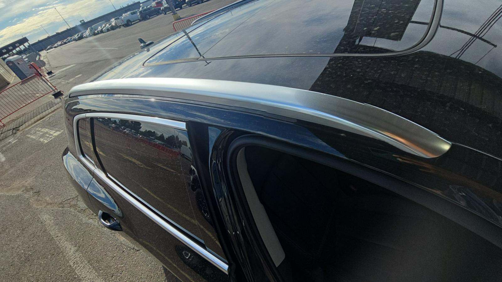 2021 Audi e-tron Premium AWD