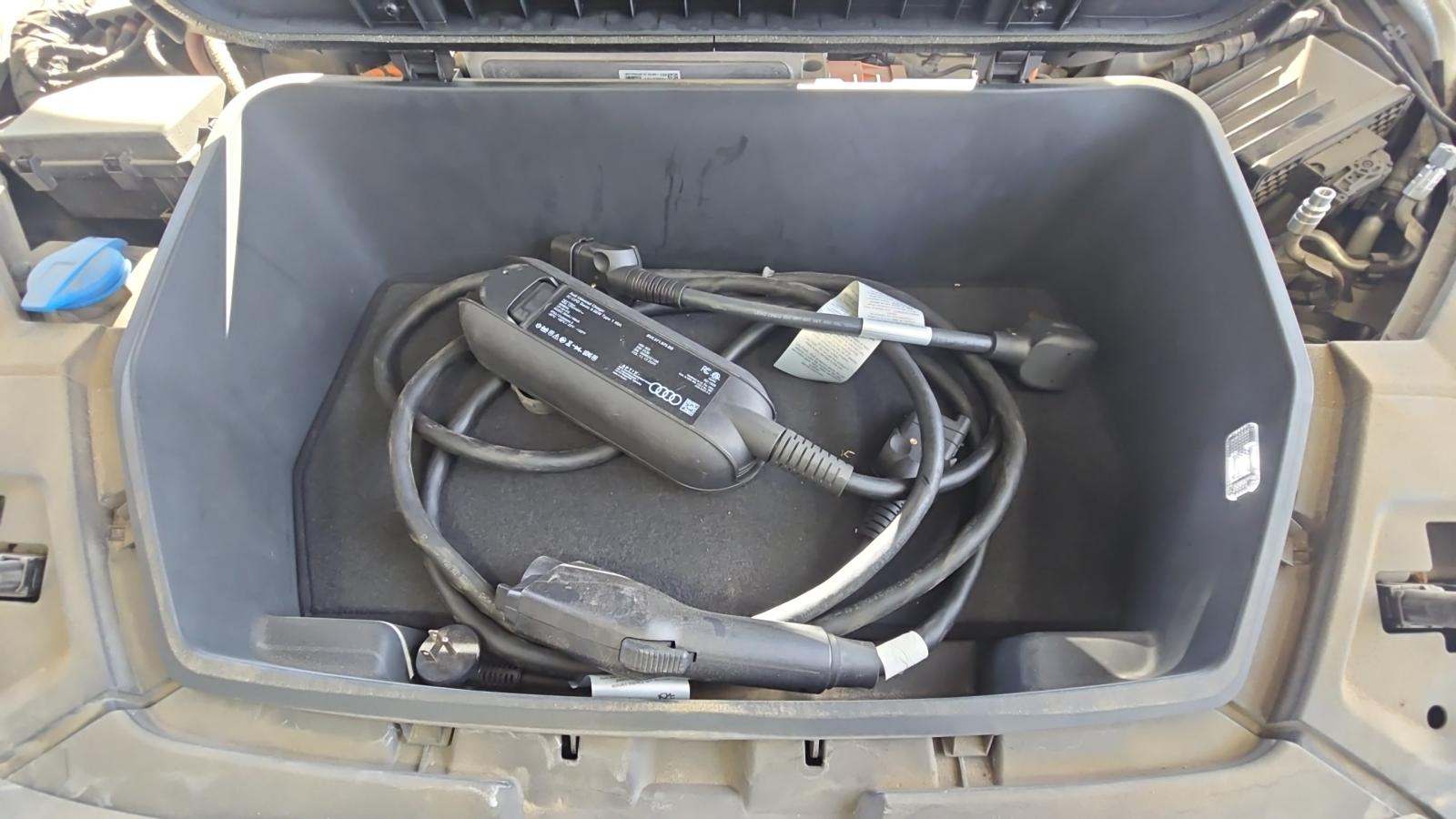 2021 Audi e-tron Premium AWD