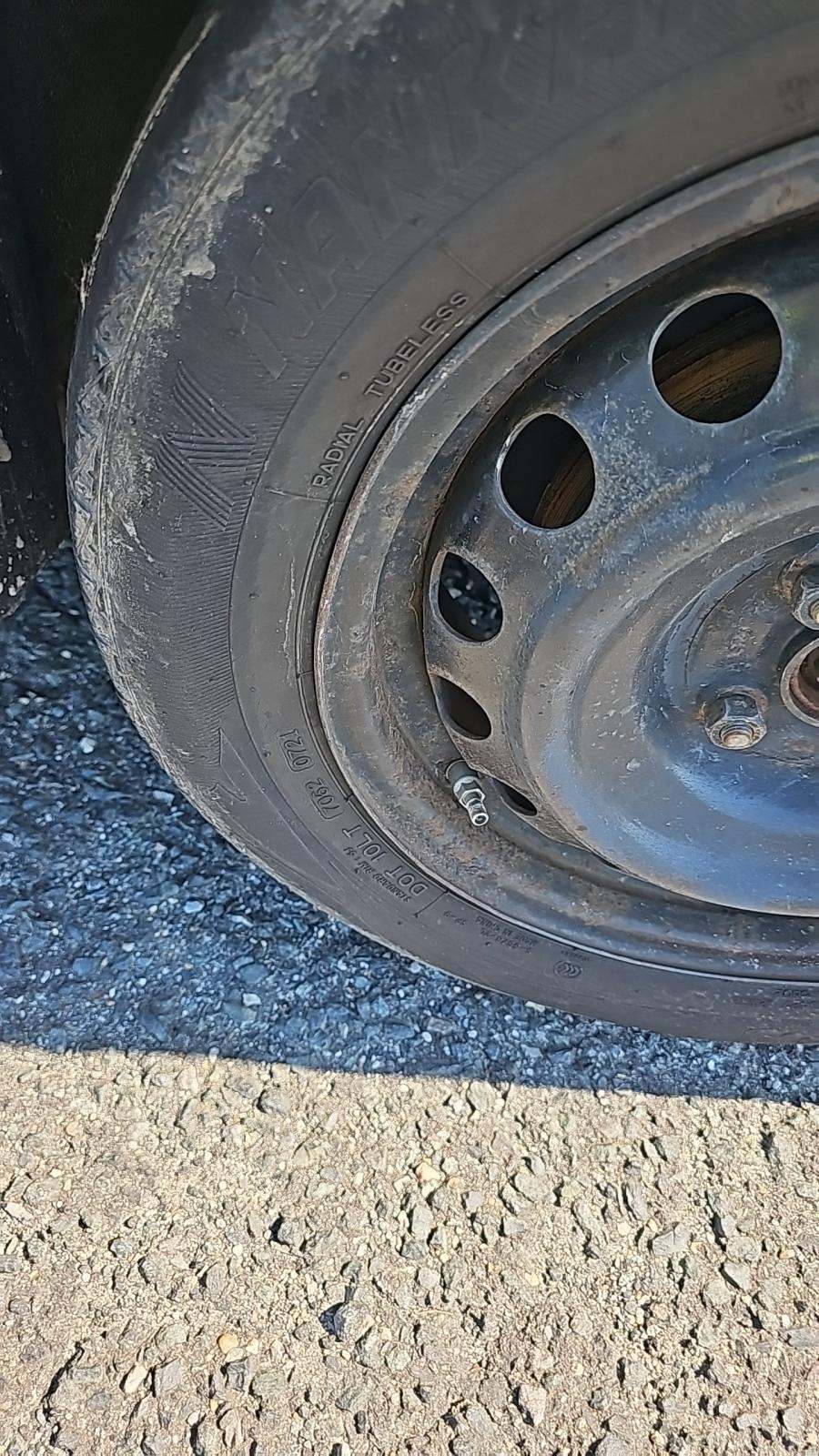 2017 Toyota Yaris L FWD