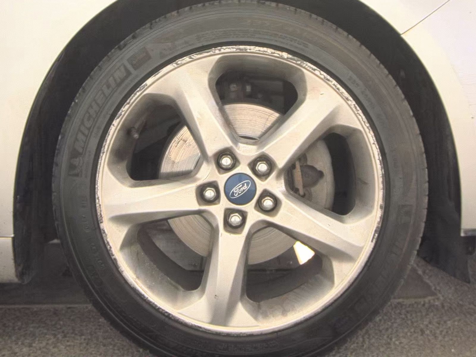 2016 Ford Fusion SE FWD