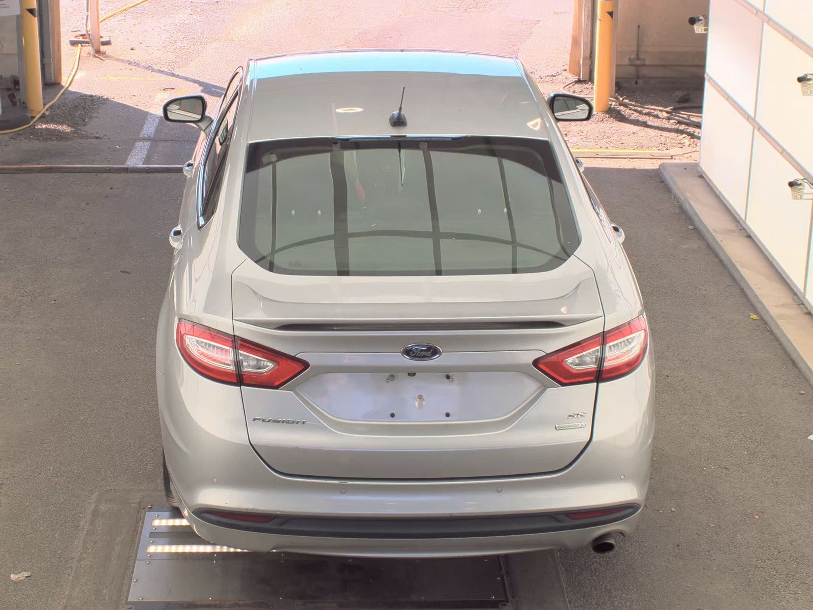 2016 Ford Fusion SE FWD