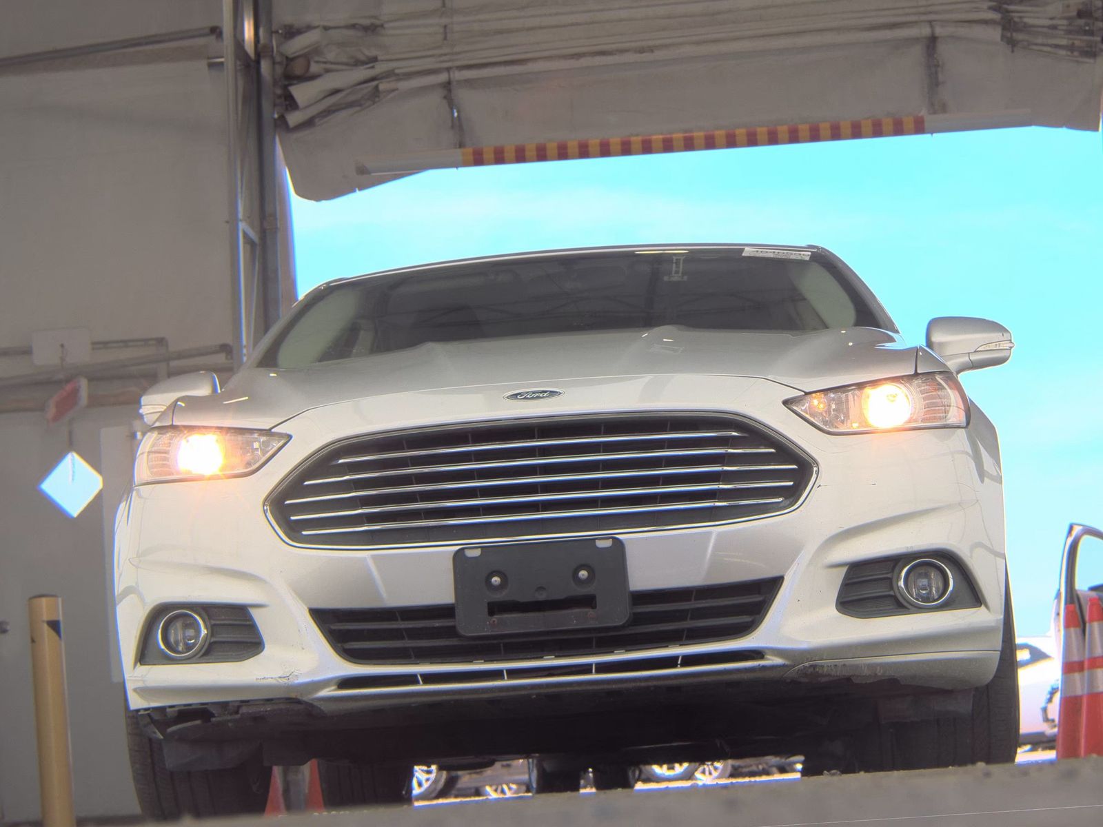 2016 Ford Fusion SE FWD