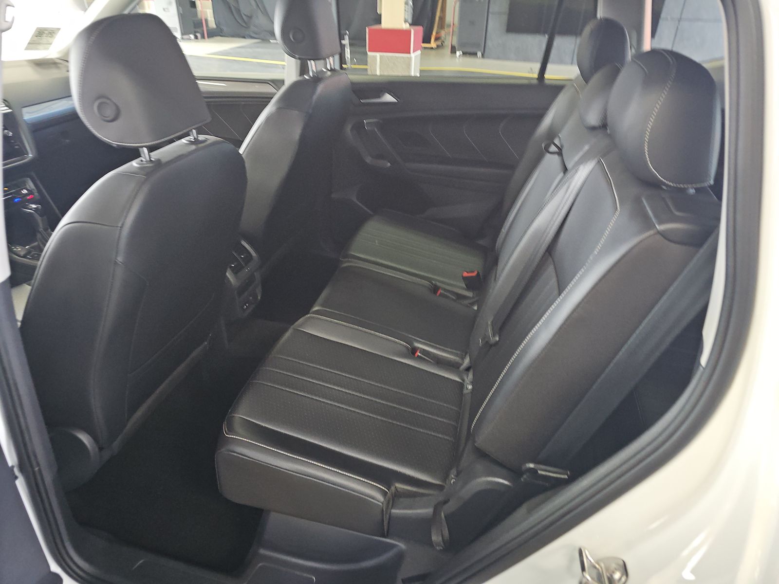 2024 Volkswagen Tiguan 2.0T SE FWD