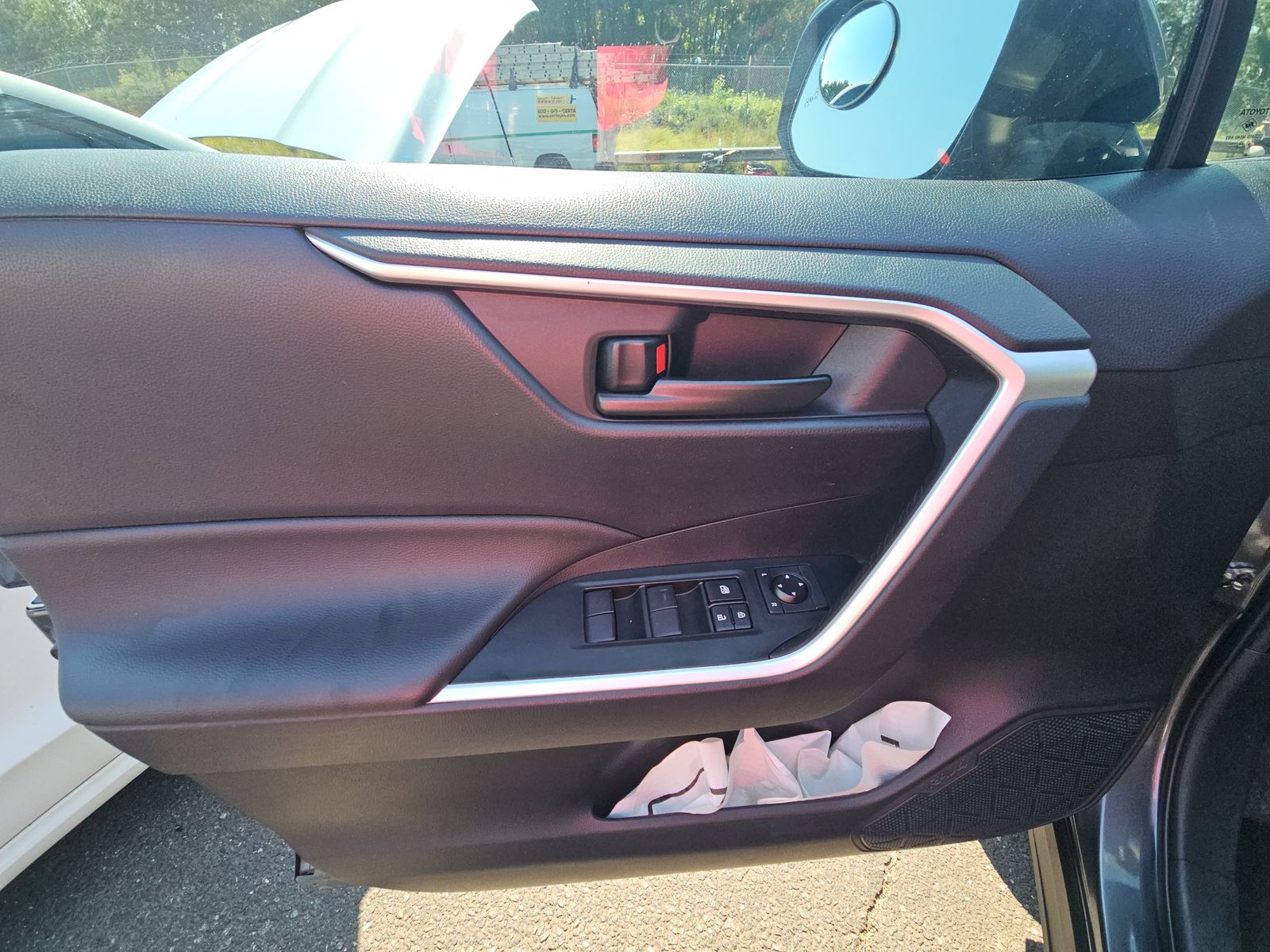 2023 Toyota RAV4 Hybrid LE AWD