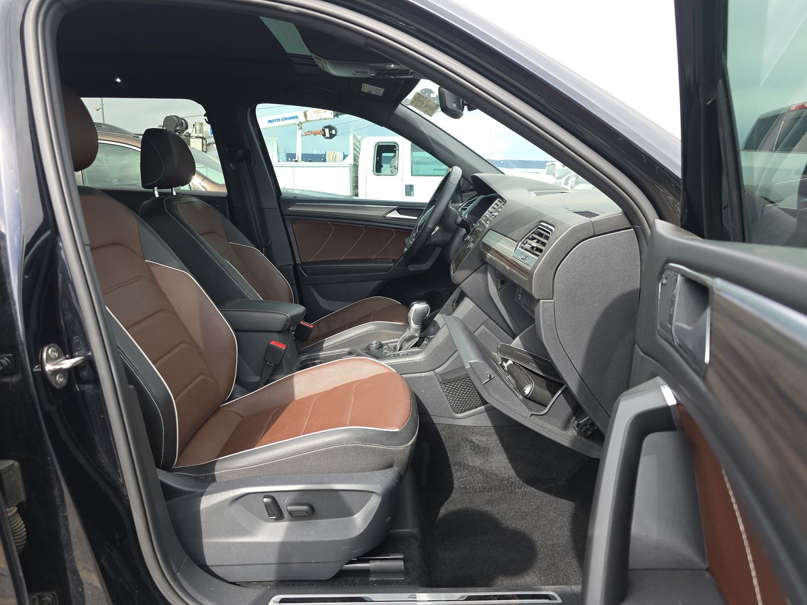 2022 Volkswagen Tiguan 2.0T SEL R-Line AWD