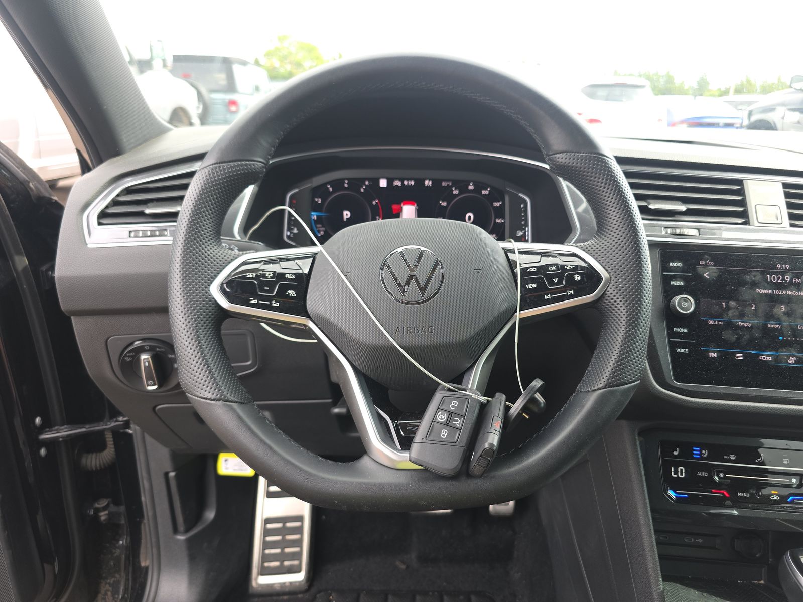 2022 Volkswagen Tiguan 2.0T SEL R-Line AWD