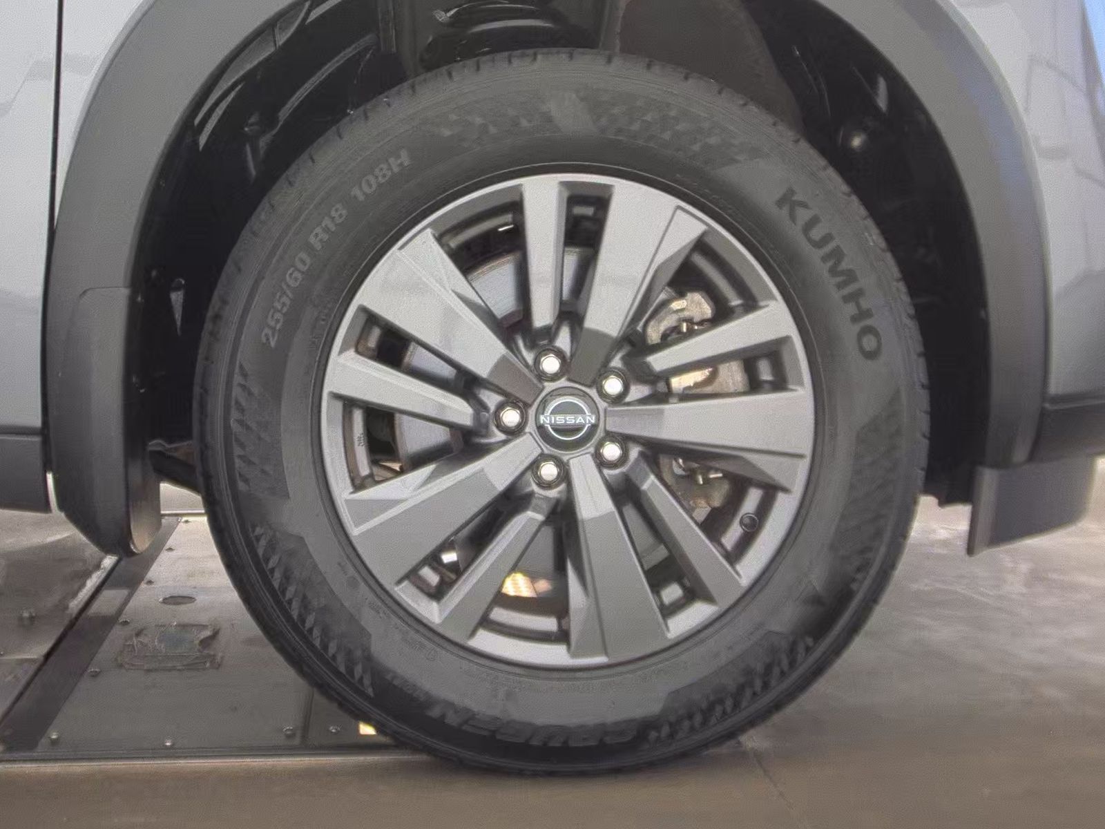 2024 Nissan Pathfinder SV AWD