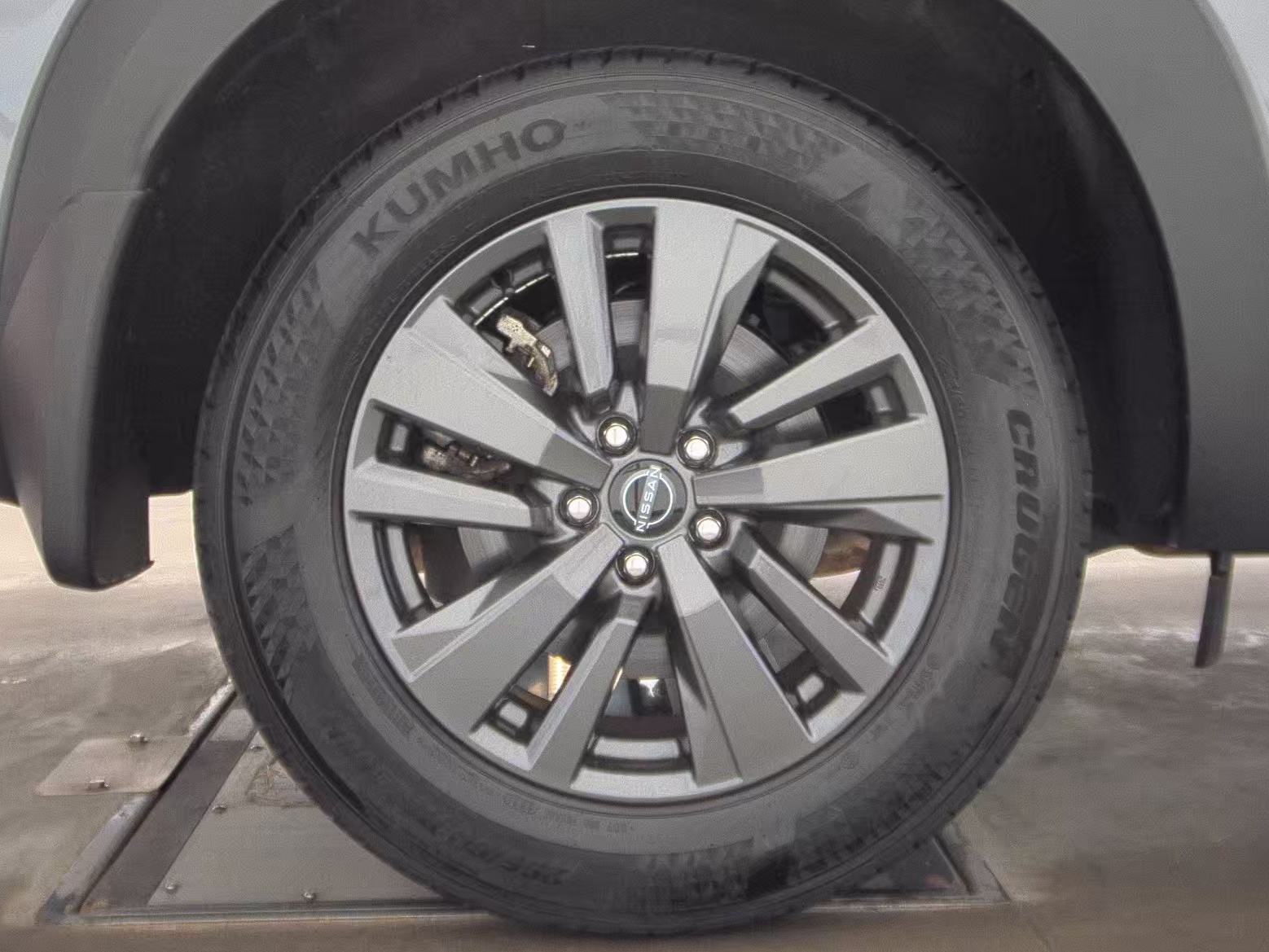 2024 Nissan Pathfinder SV AWD