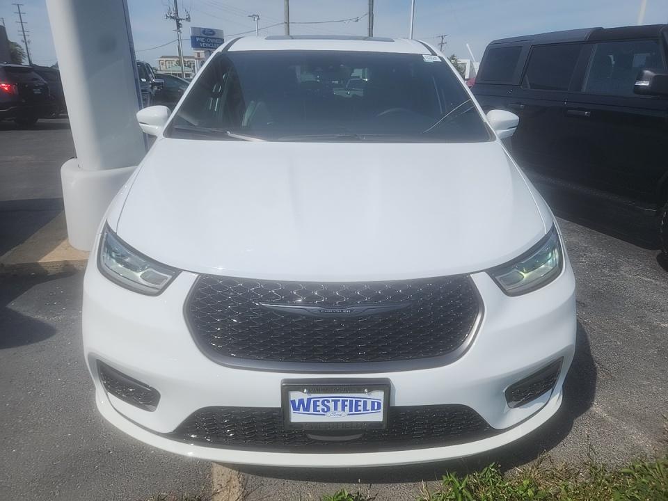 2022 Chrysler Pacifica Hybrid Limited FWD