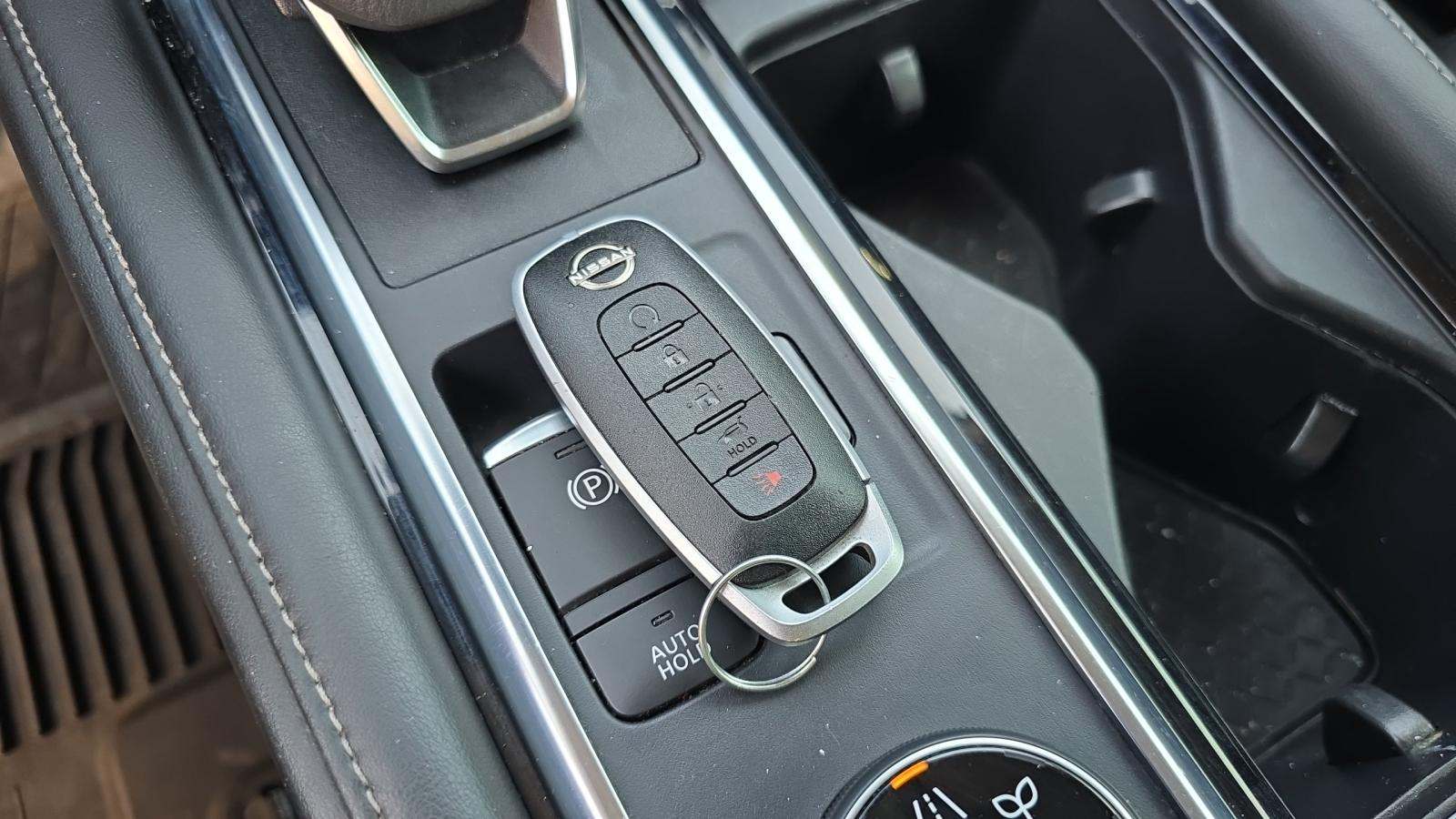 2023 Nissan Pathfinder SL AWD