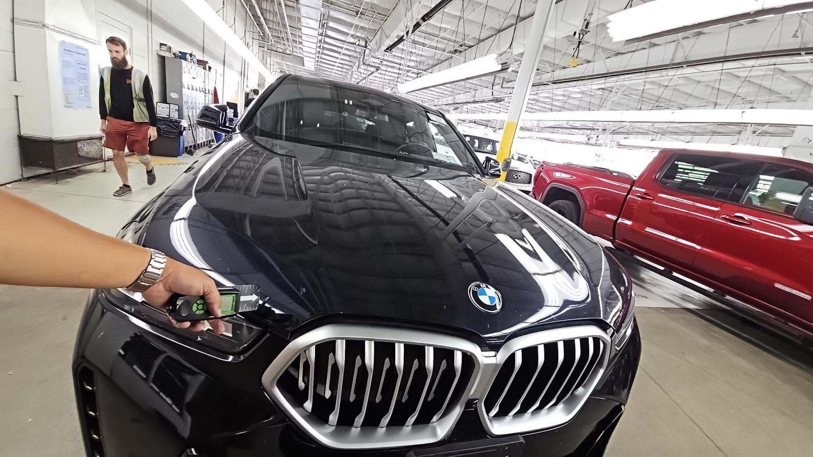 2025 BMW X6 xDrive40i AWD