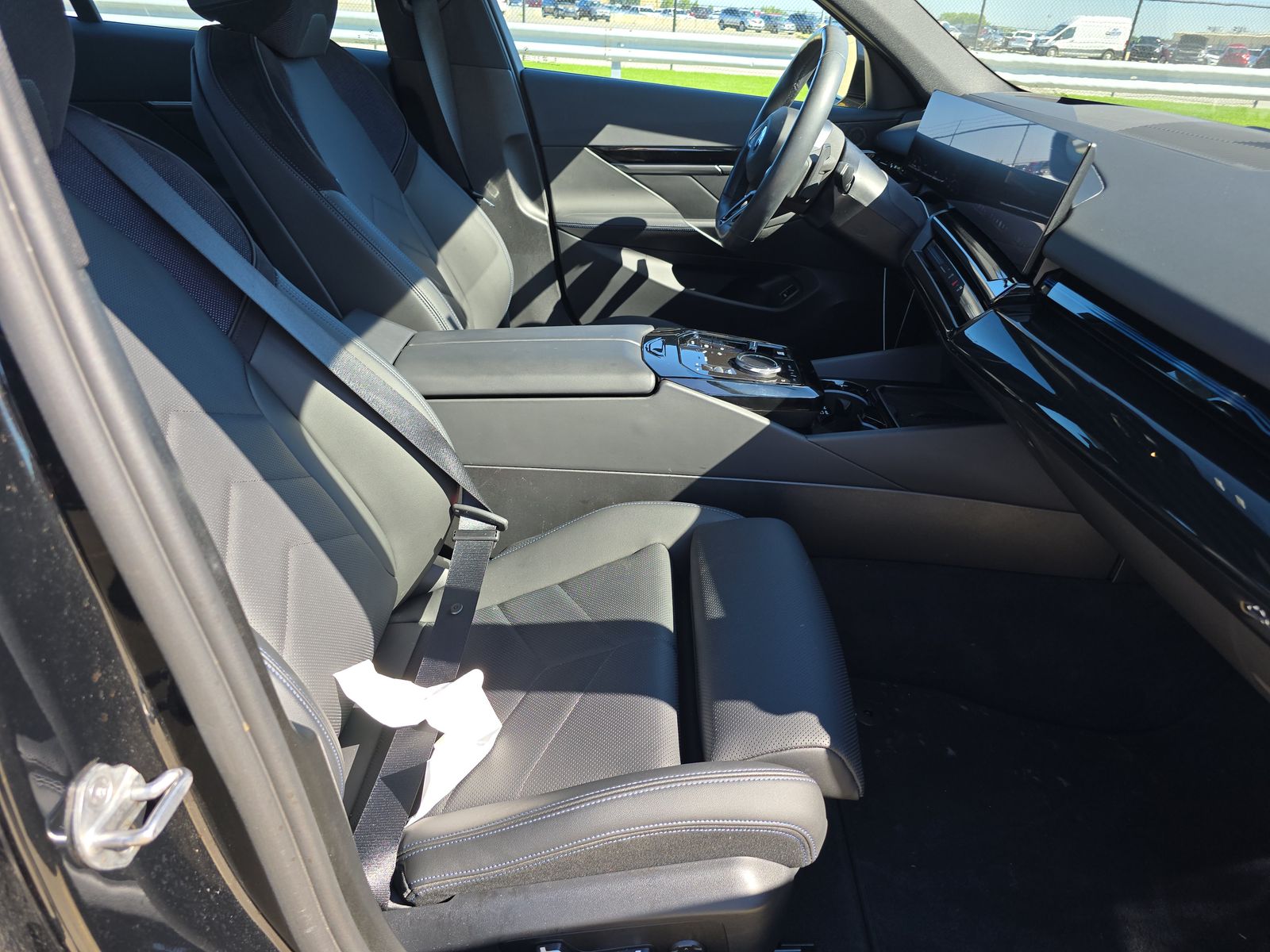 2025 BMW 5 Series 530i xDrive AWD