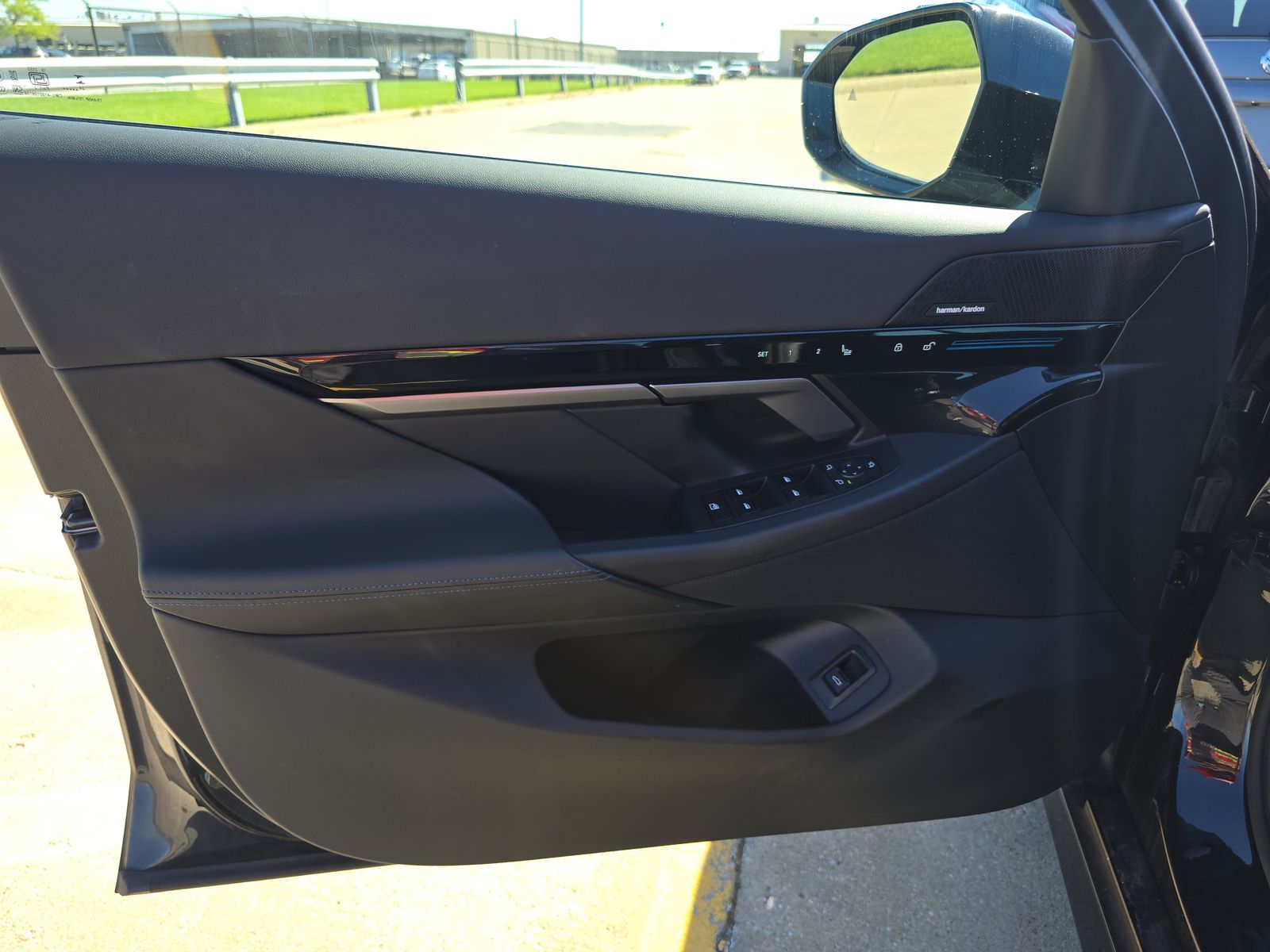 2025 BMW 5 Series 530i xDrive AWD