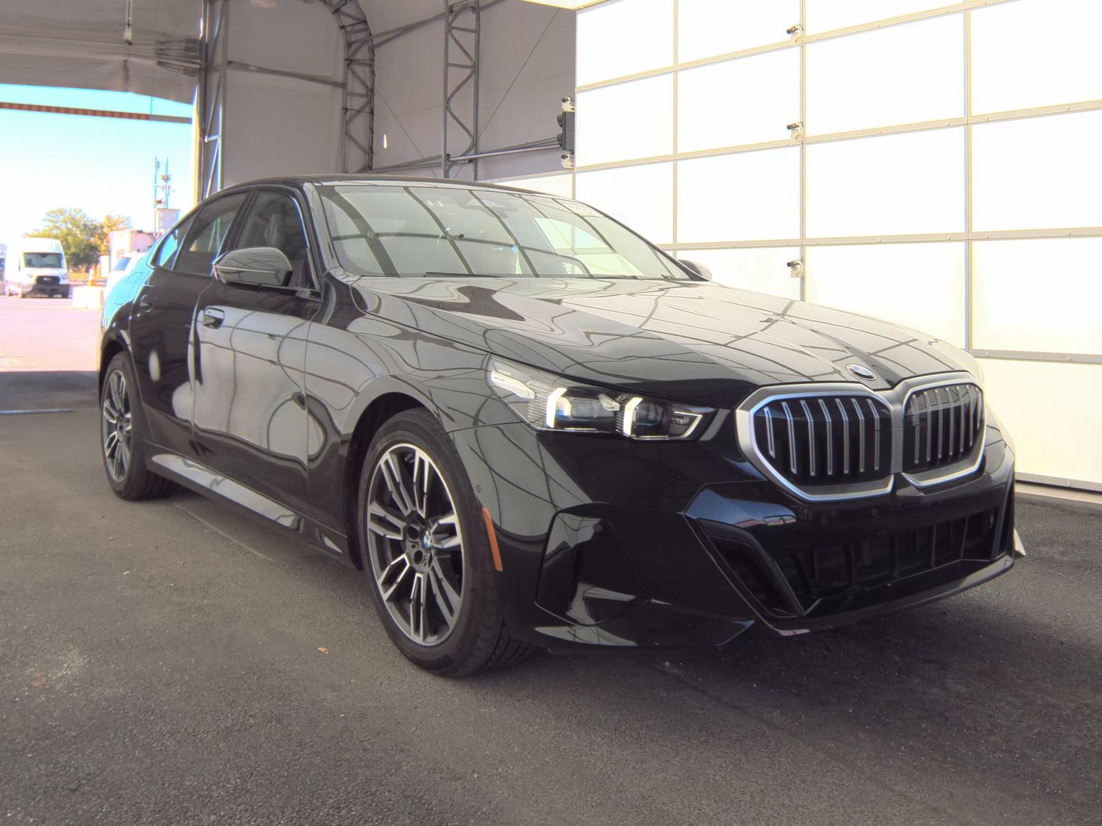 2025 BMW 5 Series 530i xDrive AWD