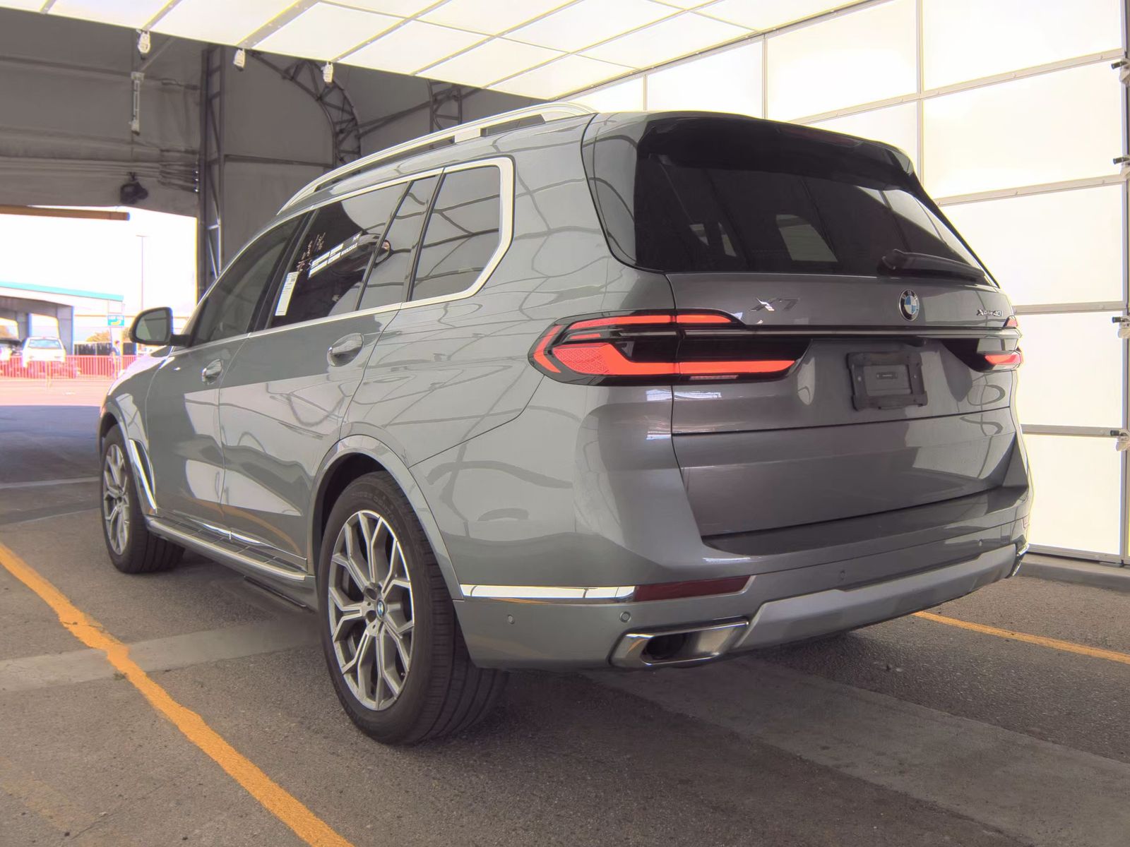 2025 BMW X7 xDrive40i AWD