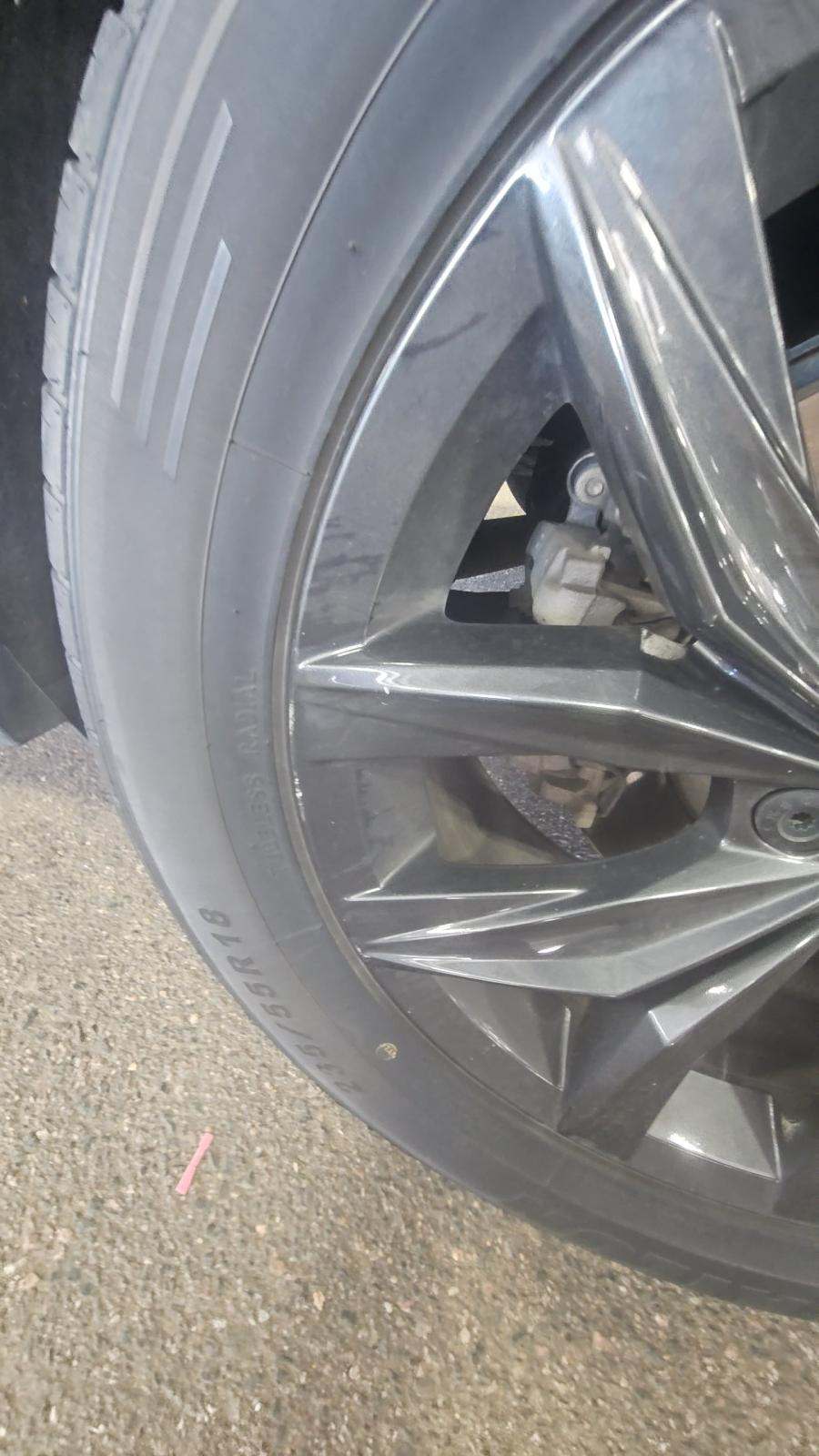 2024 Volkswagen Tiguan 2.0T SE FWD