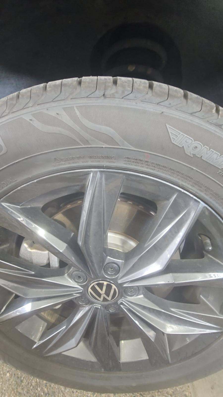 2024 Volkswagen Tiguan 2.0T SE FWD