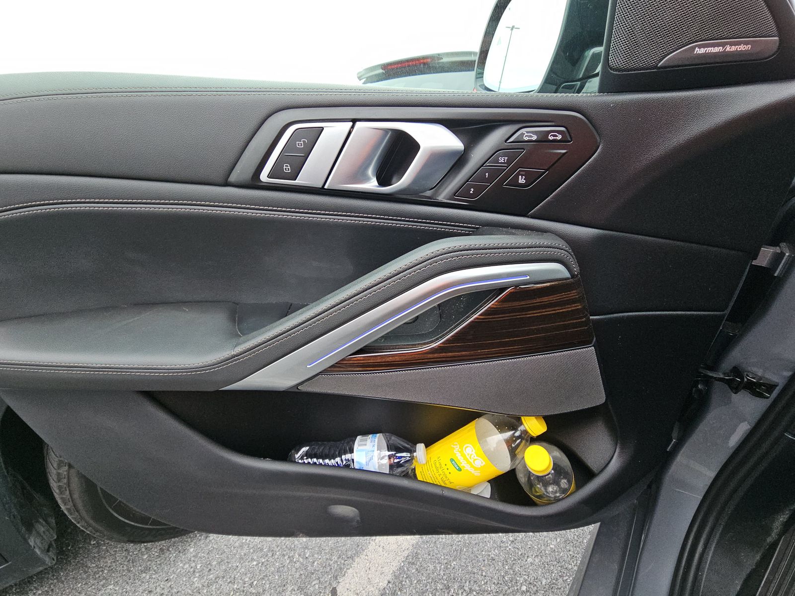 2025 BMW X6 xDrive40i AWD