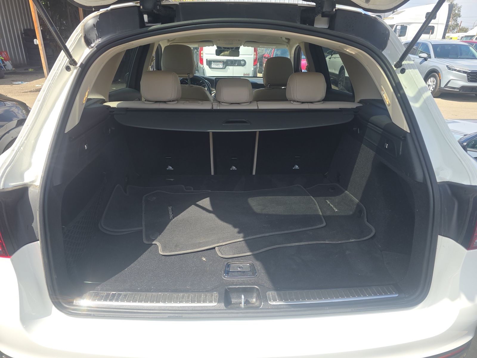 2022 Mercedes-Benz GLC GLC 300 AWD