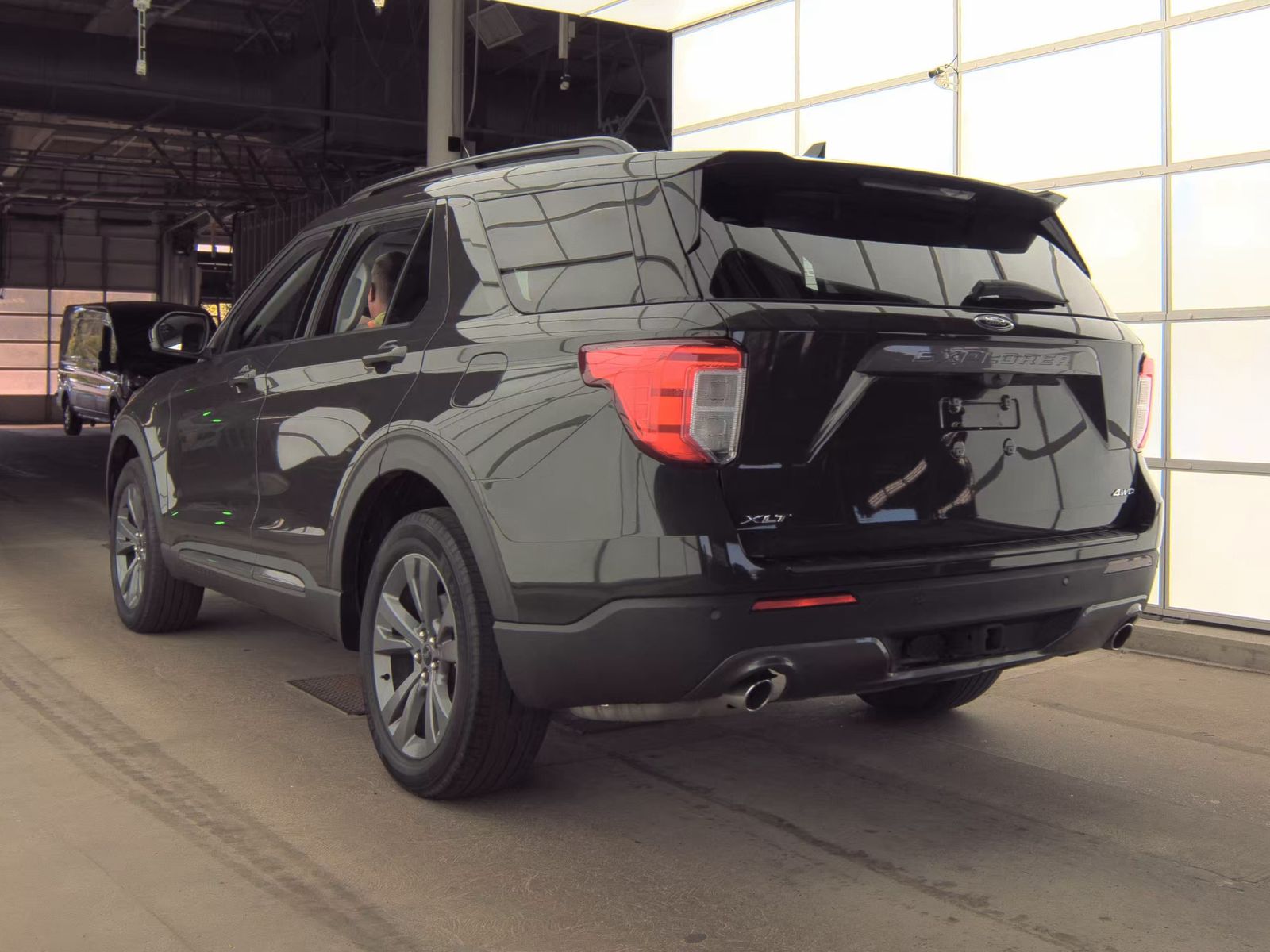 2023 Ford Explorer XLT AWD