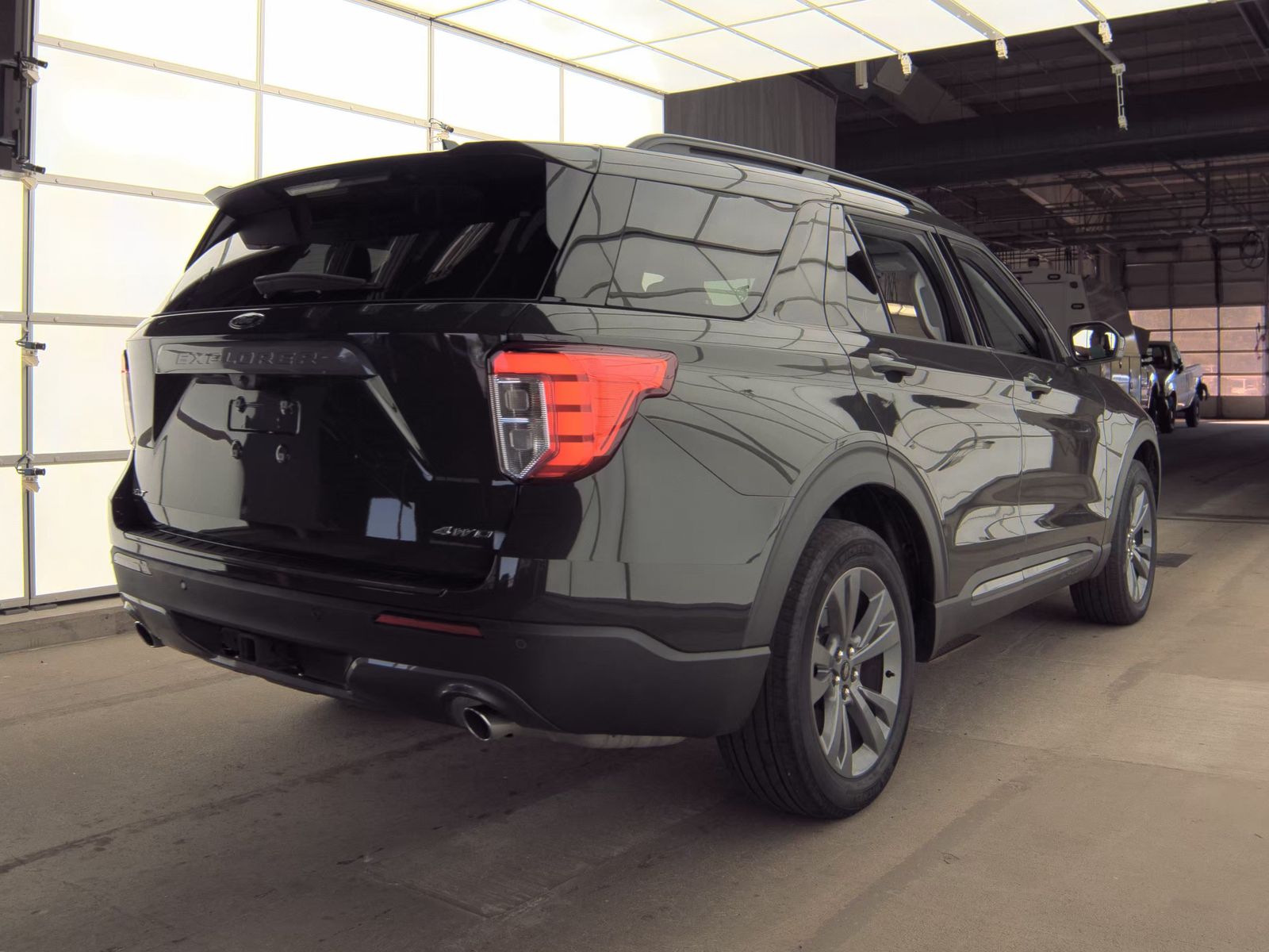 2023 Ford Explorer XLT AWD